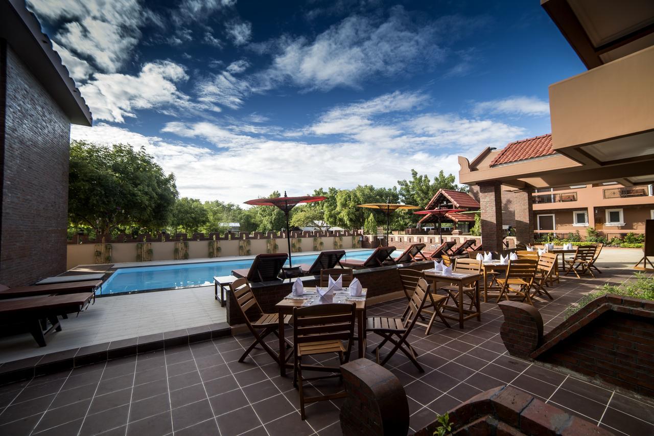 באגאן Royal Aykare Lodge מראה חיצוני תמונה