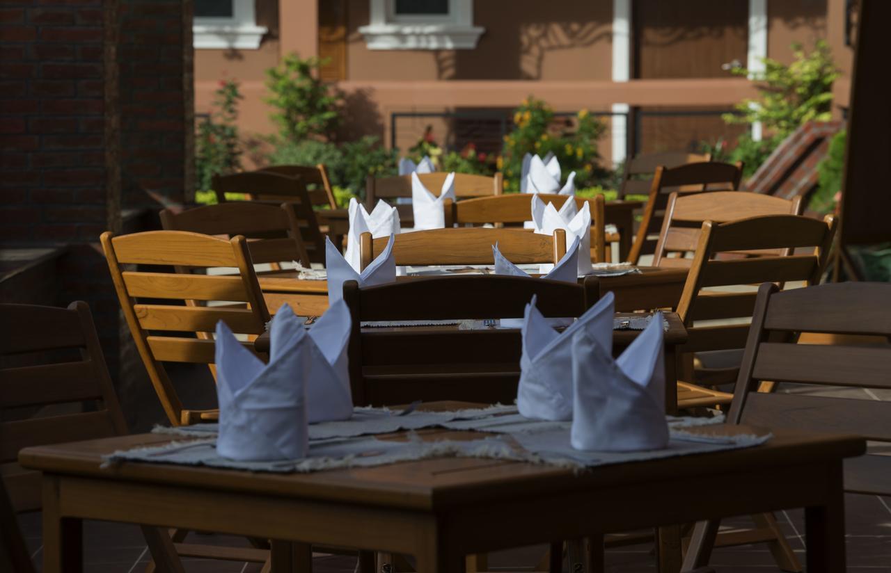 באגאן Royal Aykare Lodge מראה חיצוני תמונה