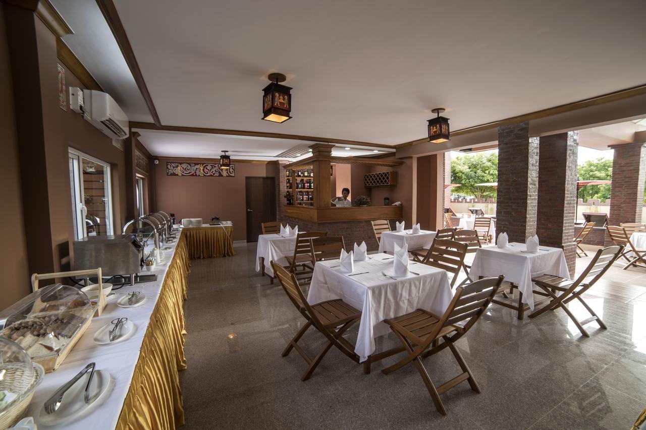 באגאן Royal Aykare Lodge מראה חיצוני תמונה
