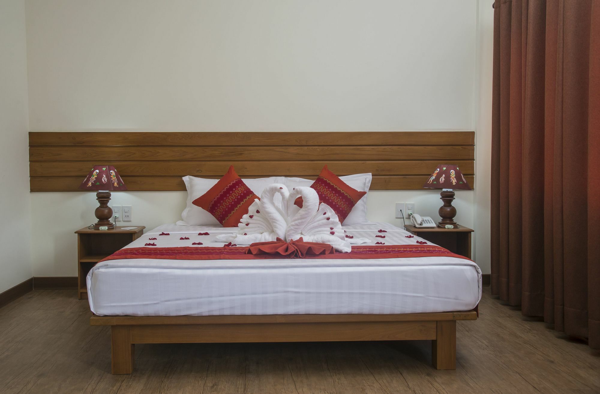 באגאן Royal Aykare Lodge מראה חיצוני תמונה